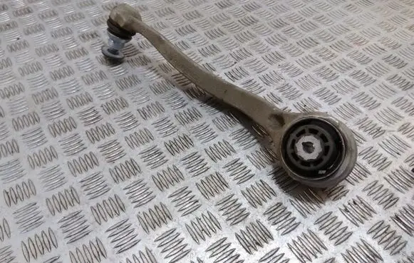 Mercedes-Benz C W205 Front lower control arm/wishbone A20505LI