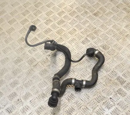Mercedes-Benz C W205 Engine coolant pipe/hose A0009972359 A2055015600