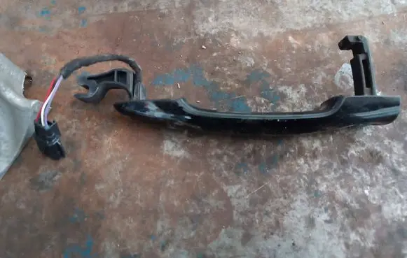 Renault Clio IV Rear door handle trim 