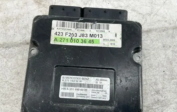 Mercedes-Benz C W203 Engine control unit/module A2710103645 423F203J83