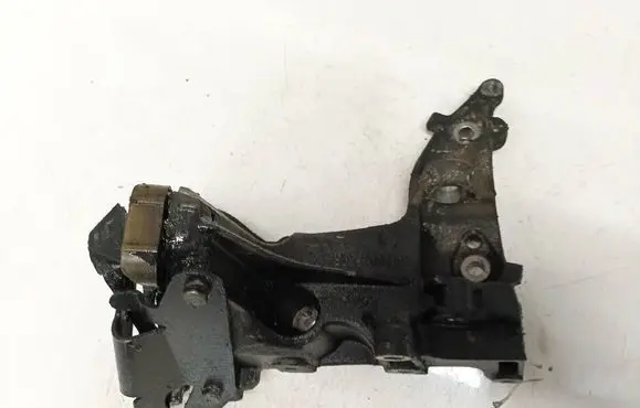 Peugeot 307 Engine mounting bracket 9659200880