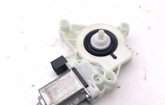 Audi A5 Rear door window regulator motor 3QD959801E