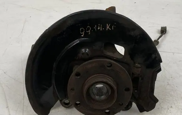 Nissan Qashqai Front wheel hub