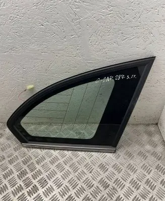 Chevrolet Captiva Rear side window 96622513