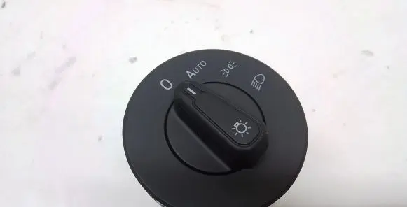 Volkswagen Jetta USA Light switch 5G1941431E