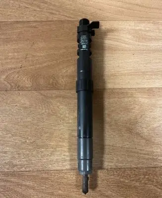 Ford C-MAX II Fuel injector 9686191080 57368T 0953CE29F84