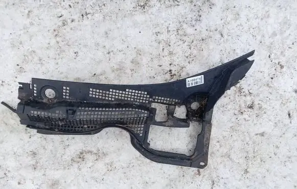 Honda CR-V Wiper trim