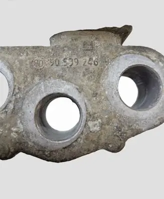 Opel Zafira B Engine mount bracket 90539246
