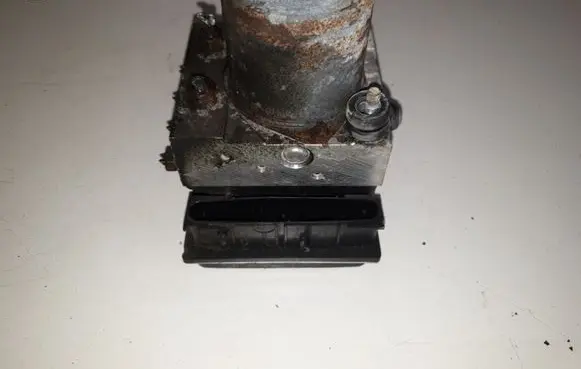 Subaru Impreza III ABS Pump 0265951130 2807080109