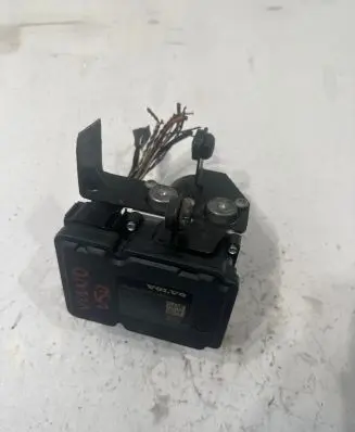 Volvo V50 ABS Pump 10096104083 611513000A1 10061933861