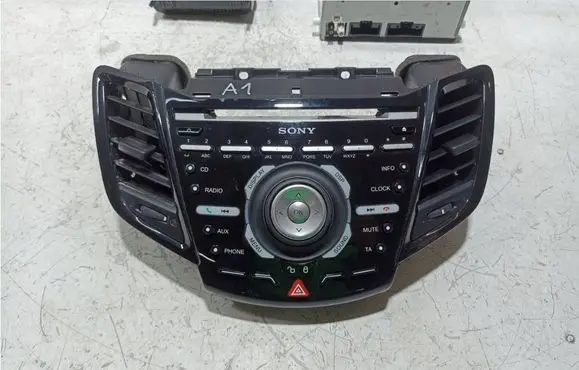 Ford Fiesta Radio/CD/DVD/GPS head unit E1BT18C815TE