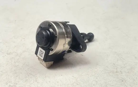 Audi A6 S6 C7 4G Rear glass lock/latch Q211 16343910AB