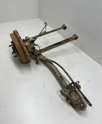 Rear wheel hub spindle/knuckle