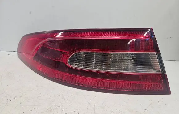 Jaguar XF X250 Rear/tail lights 8X2313405BD