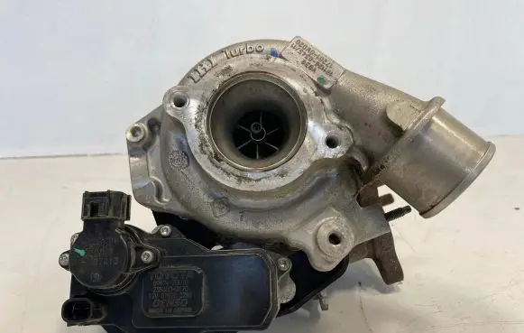 Toyota Avensis T270 Turbo 8967420010 2356000170 1923002010