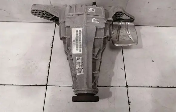 Porsche Macan (95B) Rear differential 95B525015K