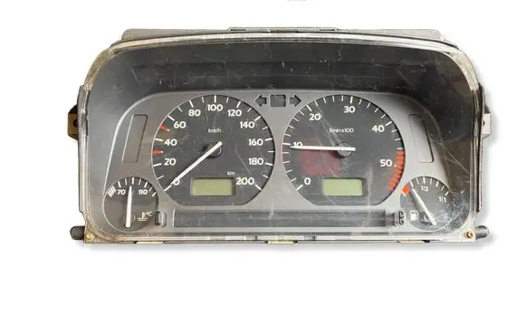Volkswagen Golf III Speedometer (instrument cluster) 1H0919860E 6160633041 1059516030