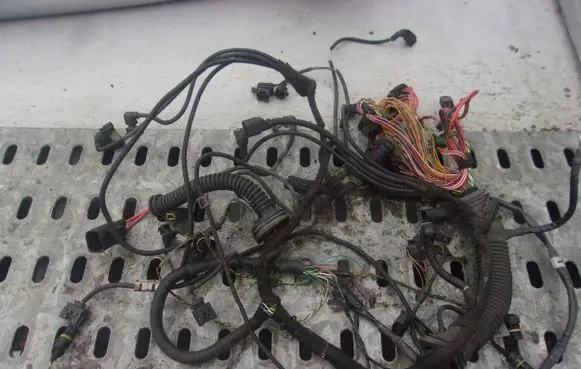 BMW 7 E65 E66 Engine installation wiring loom