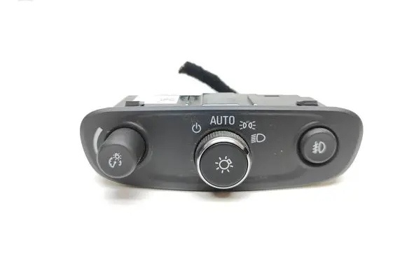 Buick Encore GX I Light switch 84201604 F5A335A 01636D