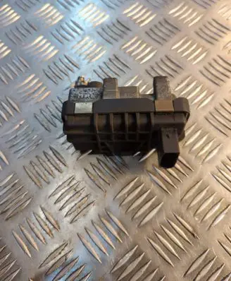 BMW 5 E60 E61 Turbo charger electric actuator 