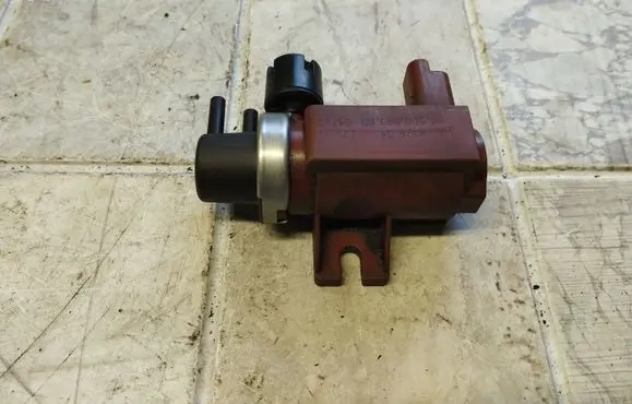 Volvo V50 Turbo solenoid valve 9650098380 72832804