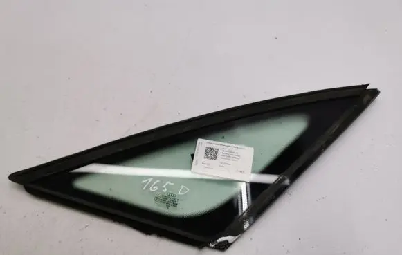 Rear side window