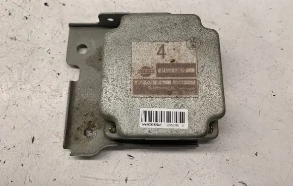 Nissan X-Trail T30 Torque split ecu control unit/module A68000U06 41650EQ070 22257245