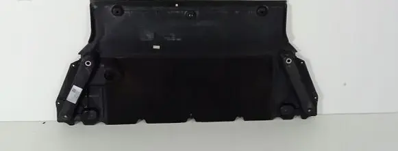 Audi A4 S4 B9 Engine splash shield/under tray 8W0863821B