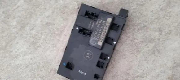 Mercedes-Benz C W203 Comfort/convenience module 2038205526