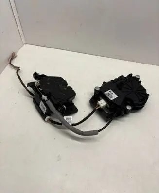 BMW 5 F10 F11 Tailgate/trunk/boot lock/catch/latch 912935