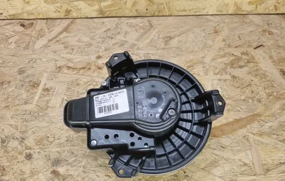 Toyota Auris E180 Heater fan/blower 8710305060