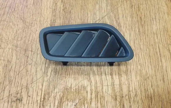 Porsche Macan (95B) Dashboard air vent grill cover trim 95B819706A