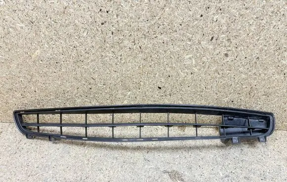 Renault Laguna II Front bumper lower grill G000152680 20101018