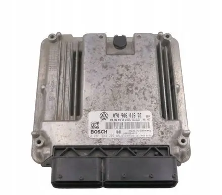 Volkswagen Touareg I Engine control unit/module 070906016DE