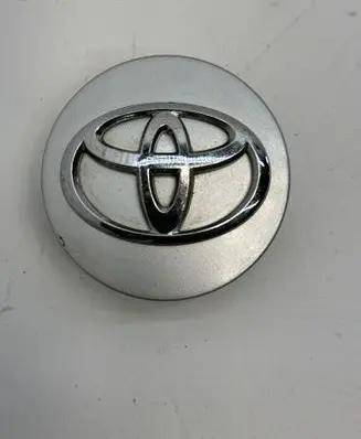 Toyota Avensis T270 Original wheel cap 4260302201