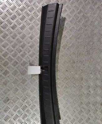 BMW 2 F46 Trunk/boot sill cover protection 7327008