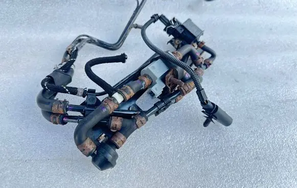 Other engine bay part