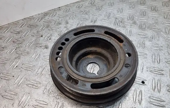 Opel Zafira B Crankshaft pulley 55559328