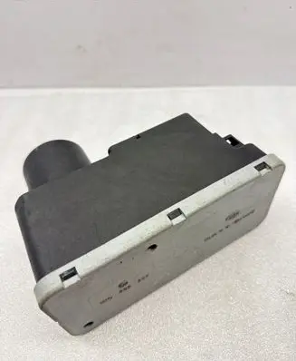 Volkswagen Golf IV Central locking vacuum pump 1H0962257