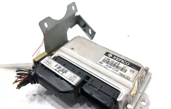 Hyundai Getz Engine control unit/module ECU 39106-22160