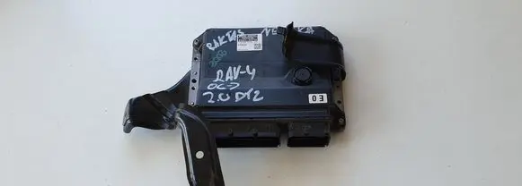 Toyota RAV 4 (XA30) Engine control unit/module 8966142C10 1758007743