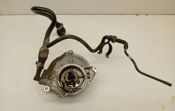 Audi A4 S4 B8 8K Vacuum pump 700906110 057145100AF