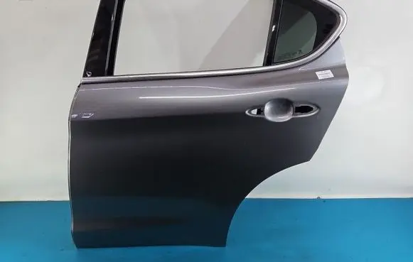 Alfa Romeo Stelvio Rear door IMPRK1591457