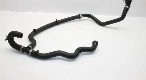 Mercedes-Benz B W246 W242 Engine coolant pipe/hose