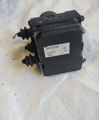 Audi A4 S4 B8 8K ABS Pump 8K0907379BG 1040K0146