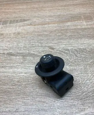 Ford Mondeo Mk III Wing mirror switch 93BG17B676BA