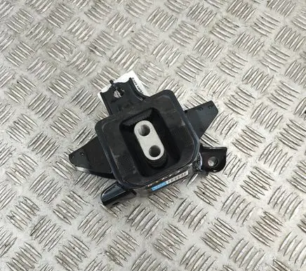 KIA Niro Engine mount bracket 21870A0000