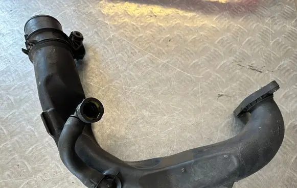 Nissan Juke I F15 Intercooler hose/pipe 8200645723