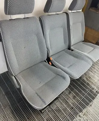 Volkswagen Transporter - Caravelle T5 Second row seats 