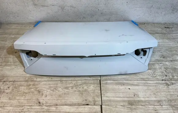 Maserati GranTurismo Tailgate/trunk/boot lid 80085700OE